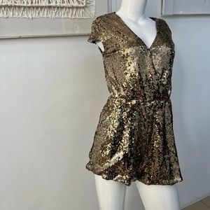 NEW ROMPER NEVER WORN